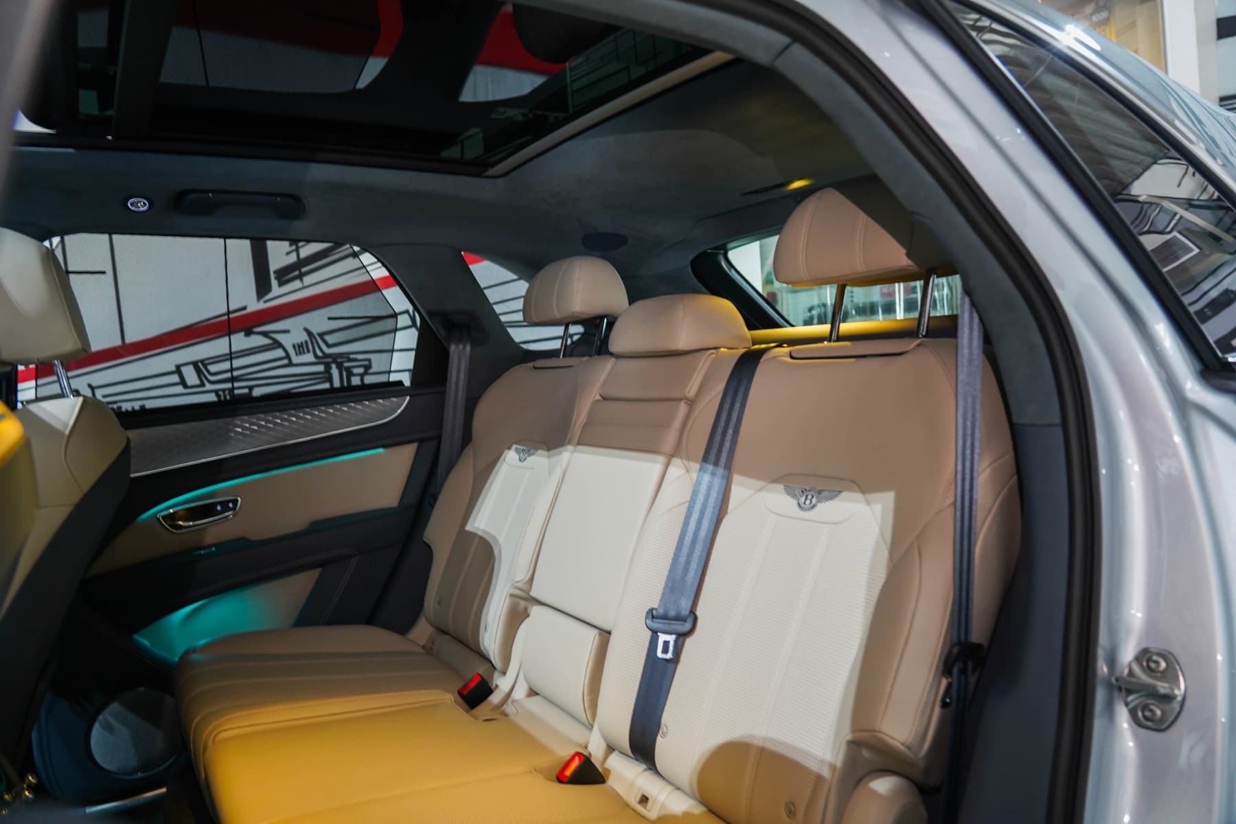 Bentley Bentayga — detail 5
