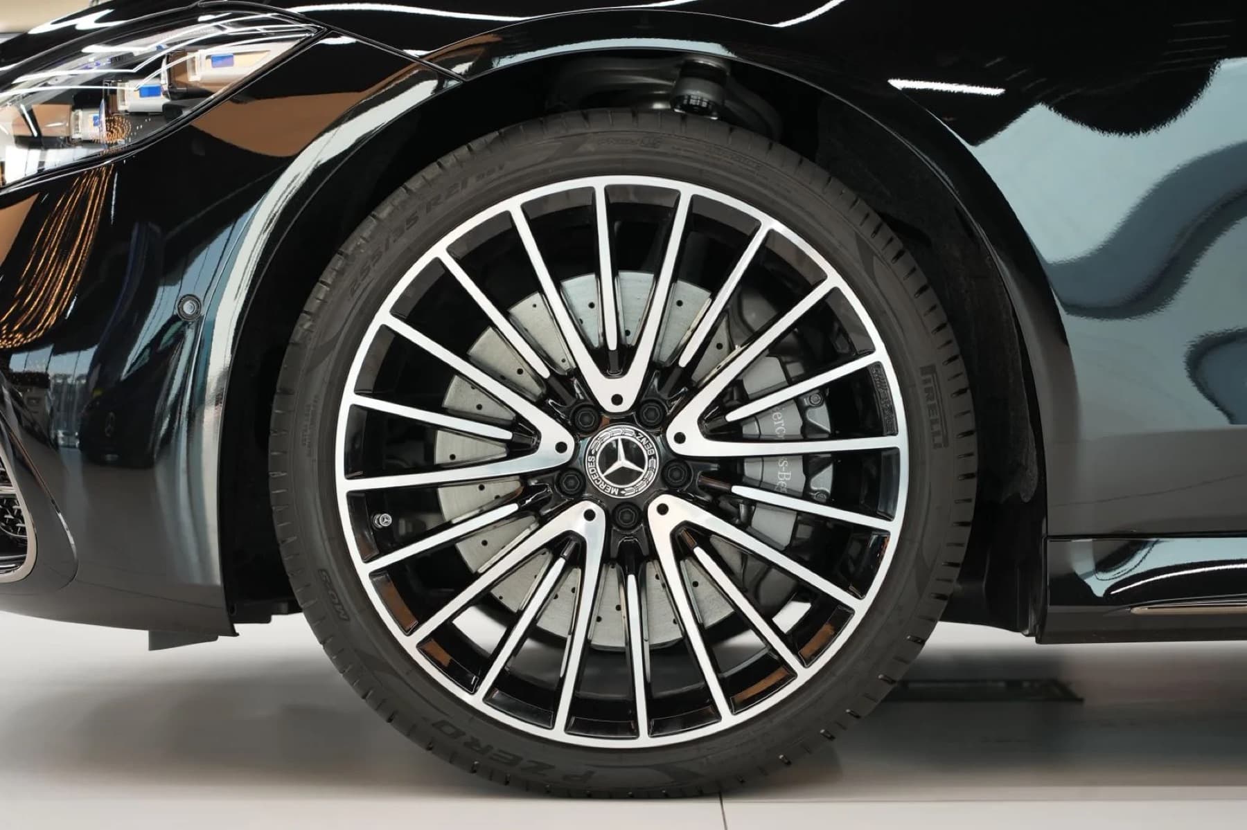 Mercedes S-Class — detail 6