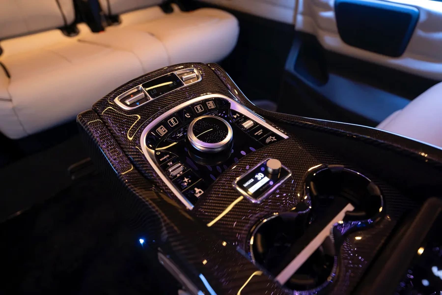 Mercedes V-Class — detail 18