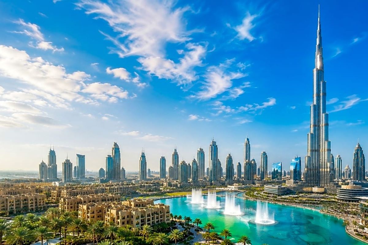 Burj Khalifa — At The Top (124/125)