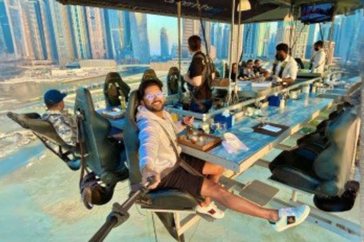 Dinner in the Sky