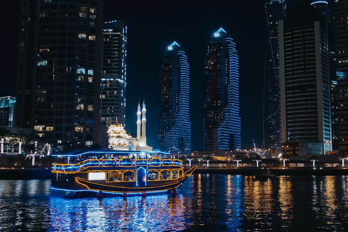 Dubai Marina Dinner Cruise